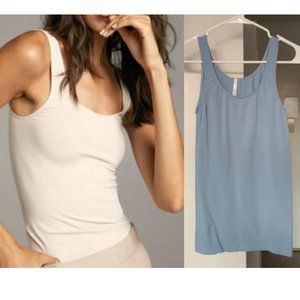 Aritzia Babaton Bowie Tank